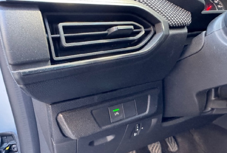 Dacia Sandero 100 cv III ECO-G 1.0 TCe GPL origine France 3eme main / camera / clim auto / carplay 