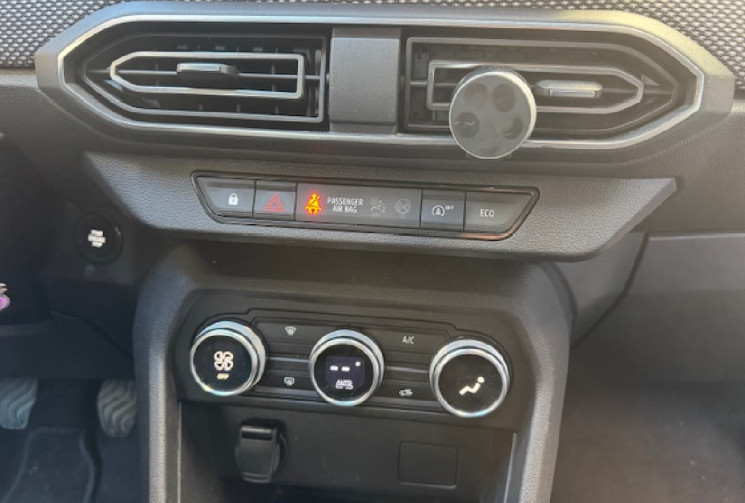 Dacia Sandero 100 cv III ECO-G 1.0 TCe GPL origine France 3eme main / camera / clim auto / carplay 