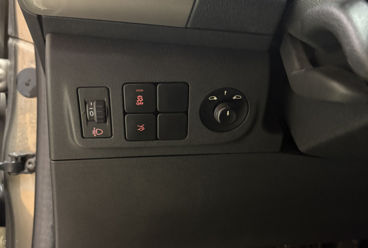 Citroën C-ELYSEE 1.2 82 ch Confort / Garantie 6 Mois 