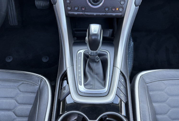 Ford MONDEO HYBRID 187 ch Vignale BVA /Toit ouvrant /Historique 100% 