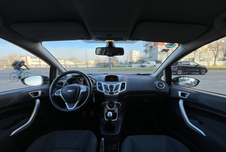 Ford Fiesta 1.25 82 ch