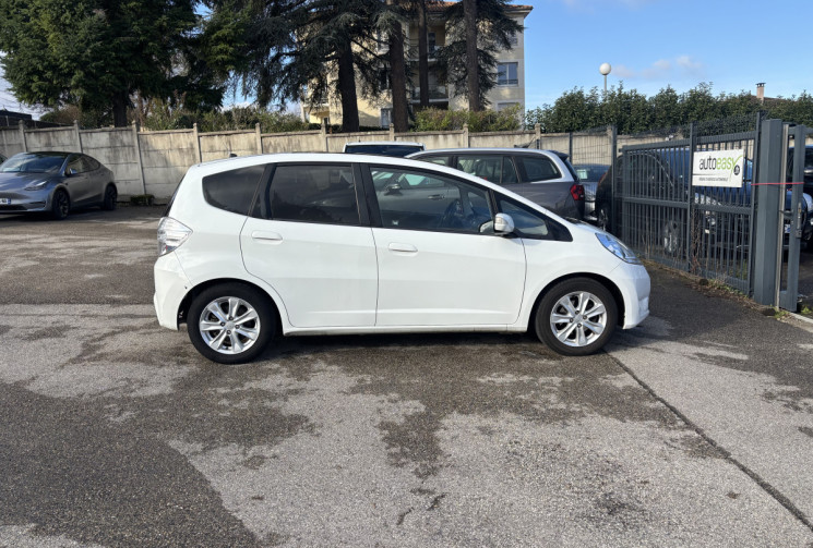 Honda Jazz II / 1.3 i-VTEC IMA / 88 CH / LUXURY / HYBRIDE 