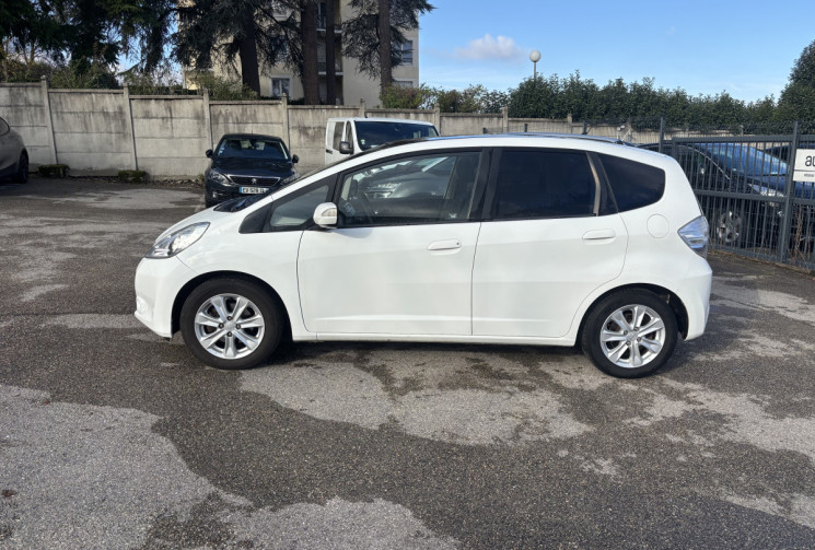 Honda Jazz II / 1.3 i-VTEC IMA / 88 CH / LUXURY / HYBRIDE 
