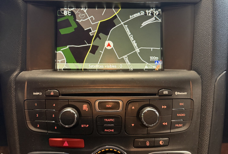 Citroën DS4 1.6 HDi 110 SO CHIC BVM6 / 1er MAIN / SUIVI CITROEN