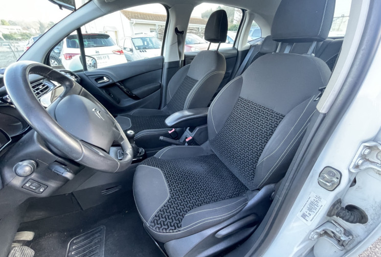 Citroën C3 1.4 i / 75 CH / CONFORT / DISTRIB OK