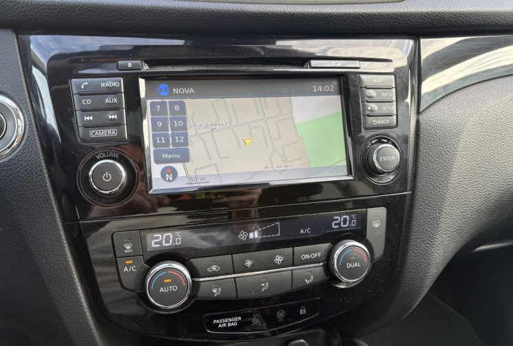 Nissan Qashqai 130cv 1.6 dci N-Connecta *Toit Panoramique * Caméra 360