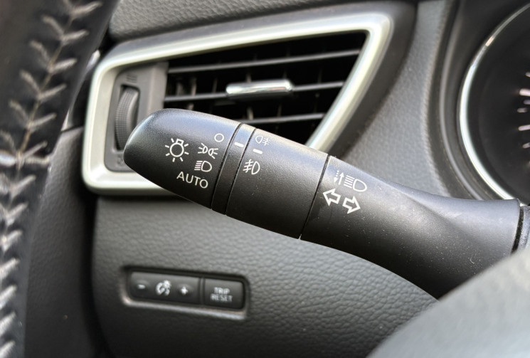 Nissan Qashqai 130cv 1.6 dci N-Connecta *Toit Panoramique * Caméra 360