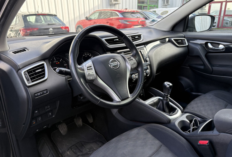 Nissan Qashqai 130cv 1.6 dci N-Connecta *Toit Panoramique * Caméra 360