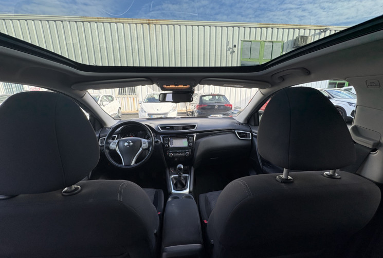 Nissan Qashqai 130cv 1.6 dci N-Connecta *Toit Panoramique * Caméra 360