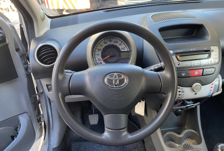 Toyota Aygo 1.0 vvti 68 ch 5 portes 71000 KMS