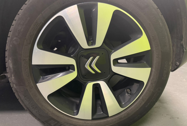 Citroën C3  1.2 82 ch SHINE * CarPlay 