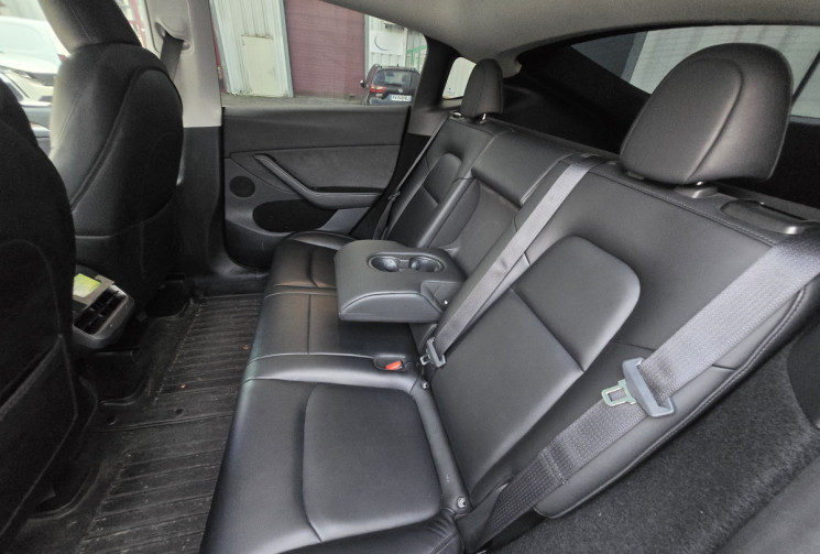 Tesla Model Y Long Range RWD 351CH 79KWH 