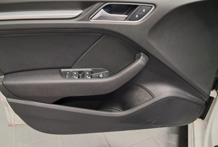 Audi A3 SPORTBACK III 8V2 2.0 TDI 150ch S line - TOUTE OPTIONS - 2EME MAIN  - SUIVI GGE - GARANTIE 