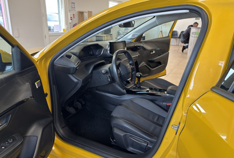 Peugeot 208 1.5 BLUEHDI 100 ALLURE / SUIVI COMPLET PEUGEOT 