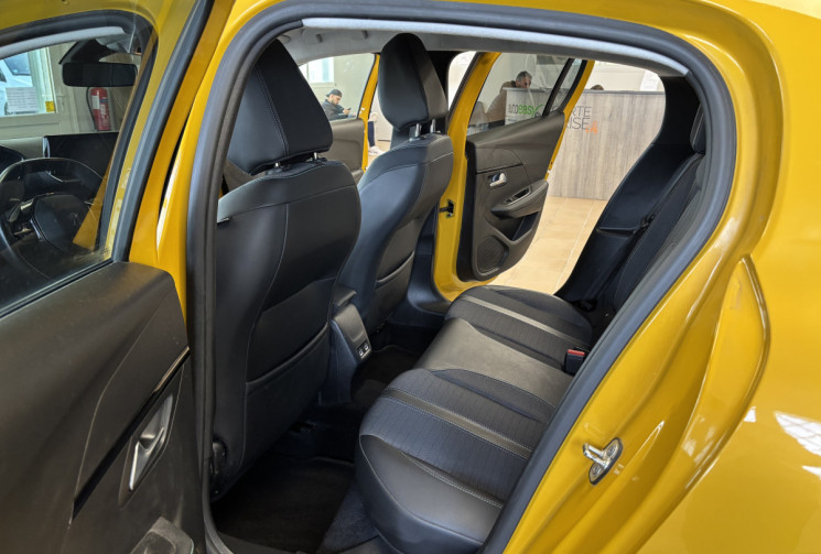 Peugeot 208 1.5 BLUEHDI 100 ALLURE / SUIVI COMPLET PEUGEOT 