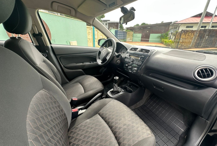 Mitsubishi SPACE STAR 1.0 MIVEC 71ch Invite // Etat correct // Boite manuelle