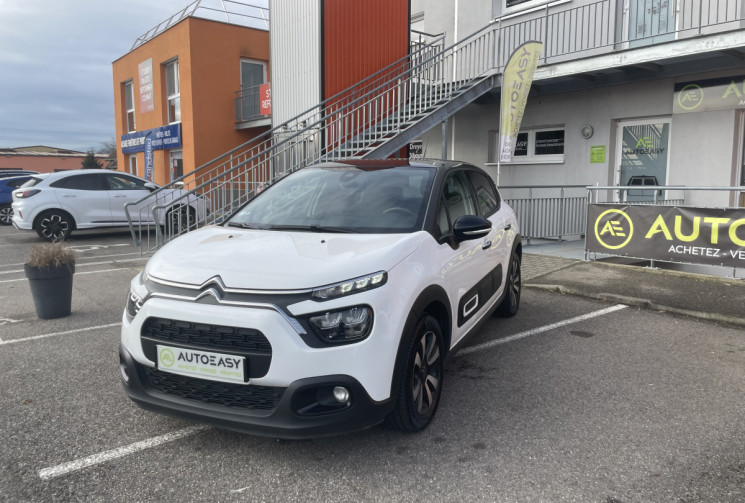 Citroën C3 1.2 pure tech 110 ch SHINE