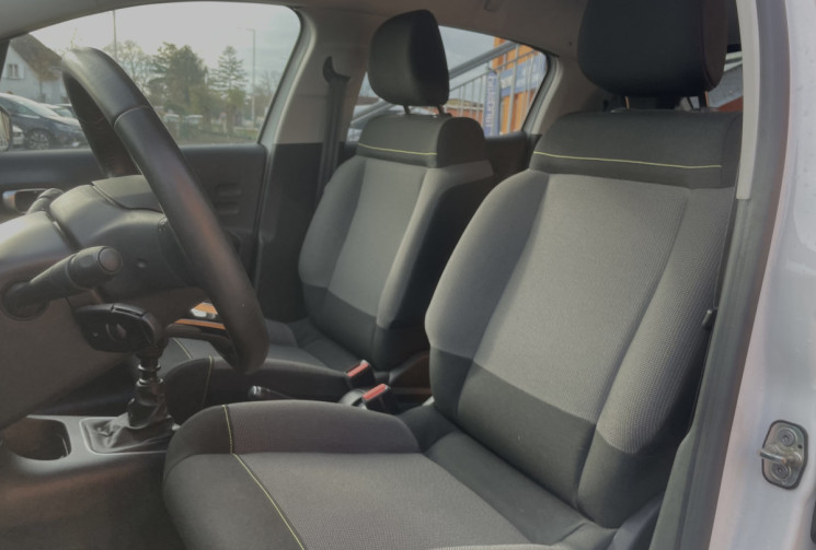 Citroën C3 1.2 pure tech 110 ch SHINE