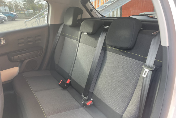 Citroën C3 1.2 pure tech 110 ch SHINE