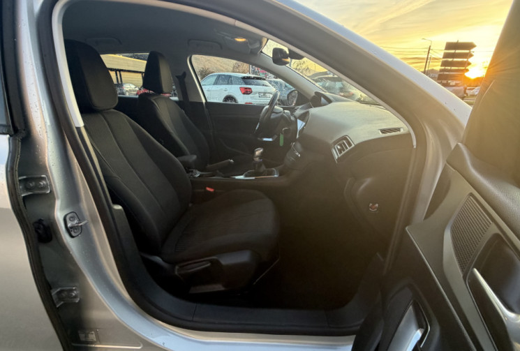 Peugeot 308 1.6 BlueHDI 100cv Active Business