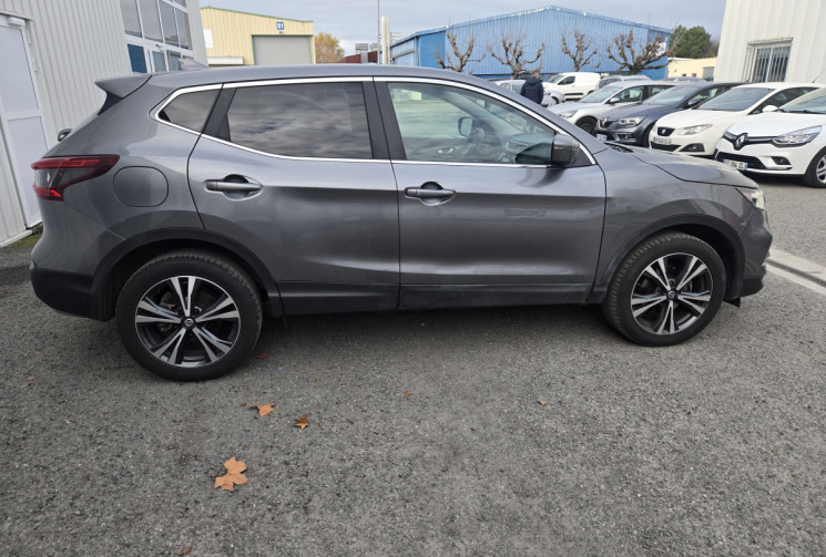 Nissan Qashqai 1.5 dCi 115ch N-Connecta Euro6d-T * CAMERA 360 * SIEGES CHAUFFANTS * 1 ERE MAIN *