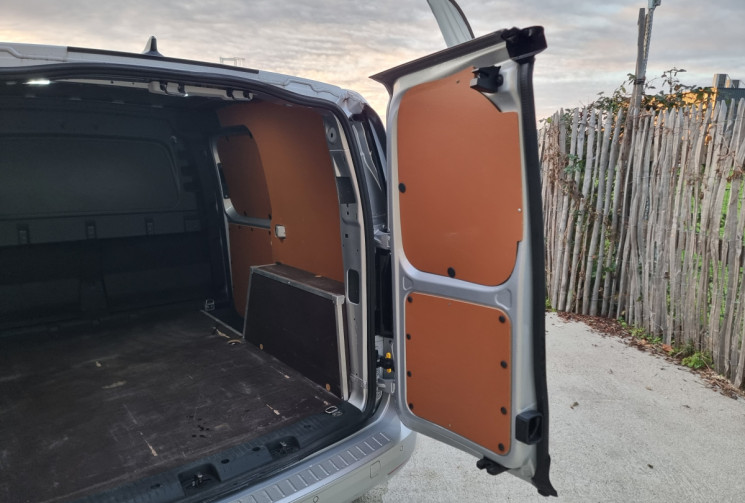 Volkswagen Caddy CARGO 2.0 TDI 122 DSG7