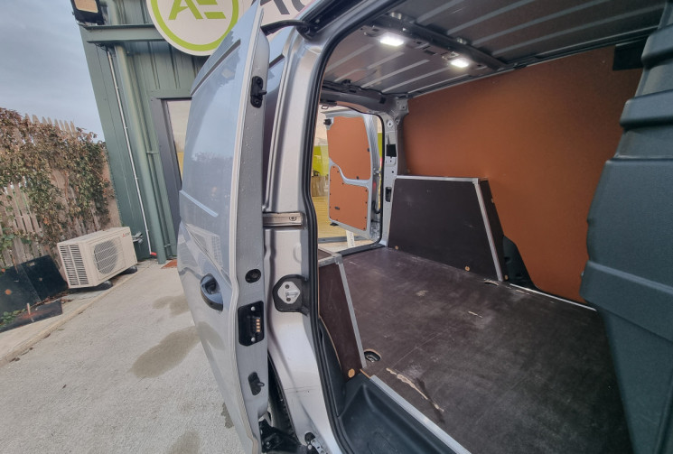 Volkswagen Caddy CARGO 2.0 TDI 122 DSG7