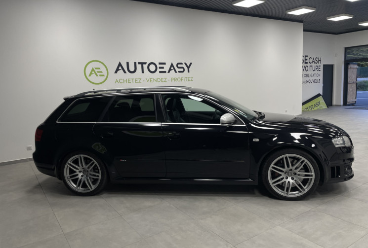Audi RS4 RS4 AVANT B7 4.2 V8 FSI 420 QUATTRO