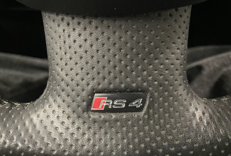 Audi RS4 RS4 AVANT B7 4.2 V8 FSI 420 QUATTRO