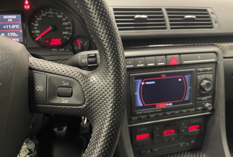 Audi RS4 RS4 AVANT B7 4.2 V8 FSI 420 QUATTRO