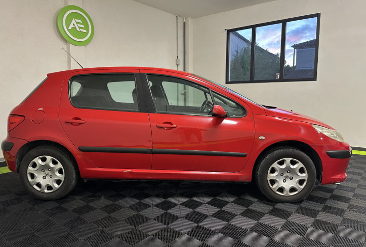Peugeot 307 1.6 HDi 90 Confort Pack 5p / Distribution neuve