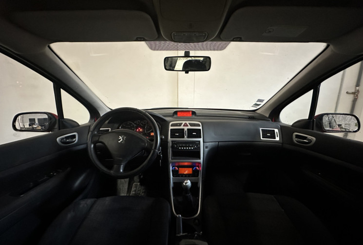 Peugeot 307 1.6 HDi 90 Confort Pack 5p / Distribution neuve