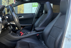 Mercedes Classe A 160 PACK Sport  AMG / Toit ouvrant pano / 102cv / Super état /