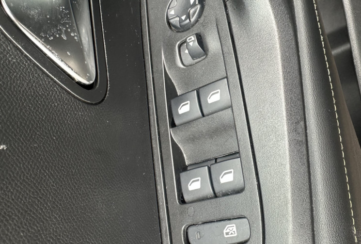 Peugeot 2008 1.2 i S&S 130 cv ALLURE PACK