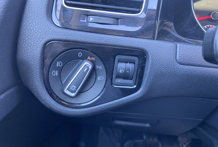 Volkswagen Golf VII 5 Portes 1.2 TSI 16V Blue Motion S&S CUP 105 CH