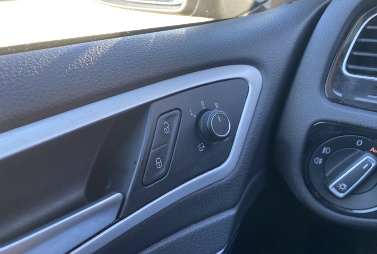 Volkswagen Golf VII 5 Portes 1.2 TSI 16V Blue Motion S&S CUP 105 CH