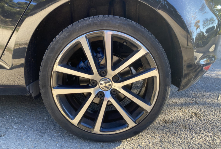 Volkswagen Golf VII 5 Portes 1.2 TSI 16V Blue Motion S&S CUP 105 CH