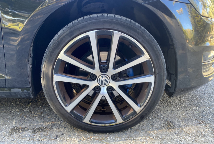 Volkswagen Golf VII 5 Portes 1.2 TSI 16V Blue Motion S&S CUP 105 CH