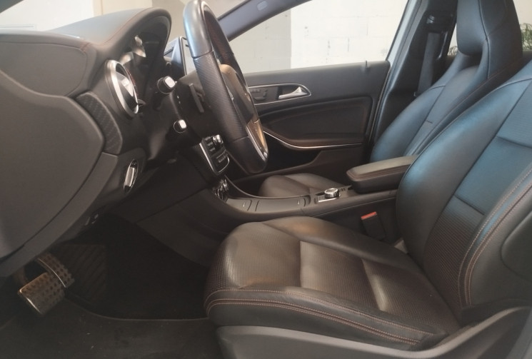 Mercedes Classe A 180  FASCINATION PACK AMG LINE Turbo 1.6 i 16V Turbo 7G-DCT 122 cv