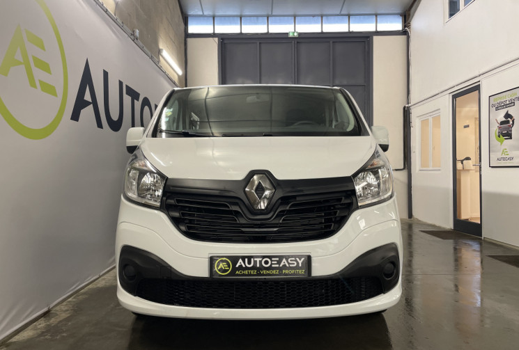 Renault Trafic 9 places 1.6 95 L1 CAMERA RECUL CARPLAY