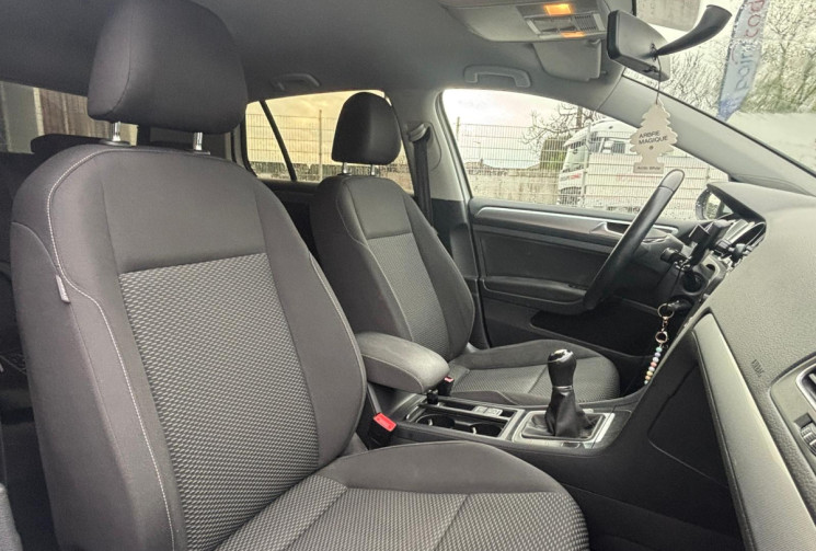 Volkswagen Golf VII 1.0 TSI 115 CONFORTLINE / CAR PLAY / BON ETAT / GARANTIE 12 MOIS 