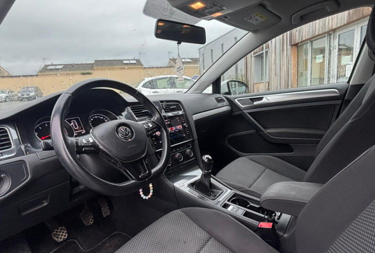 Volkswagen Golf VII 1.0 TSI 115 CONFORTLINE / CAR PLAY / BON ETAT / GARANTIE 12 MOIS 