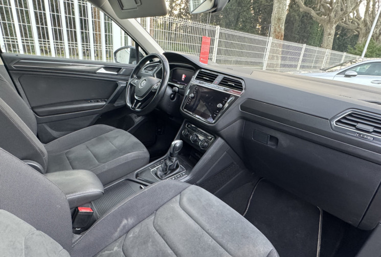 Volkswagen Tiguan R-LINE/ Camera de recul/ Coffre Electrique
