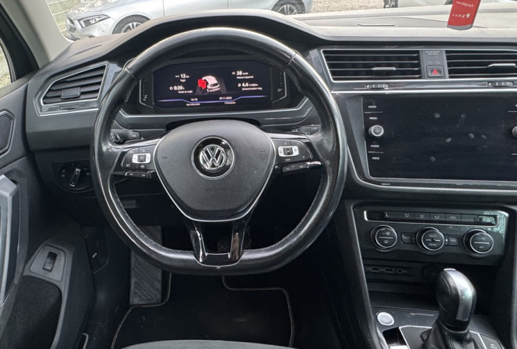Volkswagen Tiguan 2.0 TDI 150 R-LINE * Camera / Virtual Cockpit / DSG7