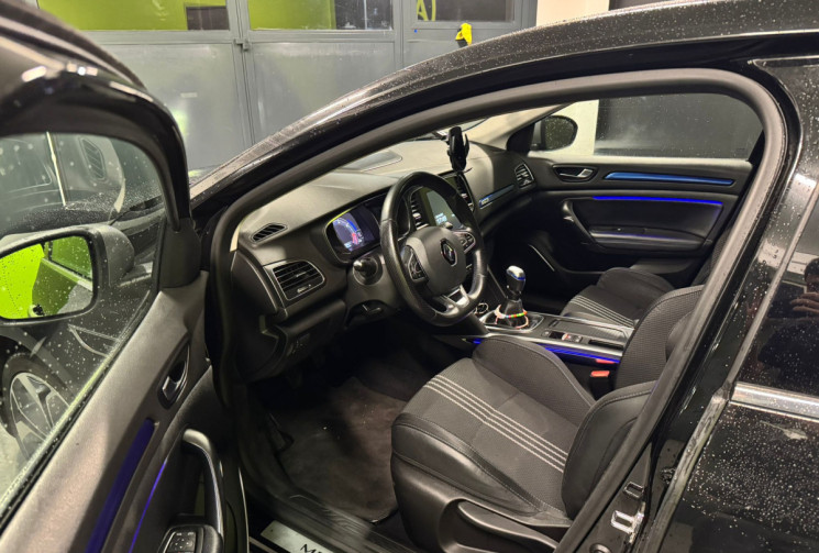 Renault Megane 1.3 TCe 140 GT Line * CarPlay / Caméra 