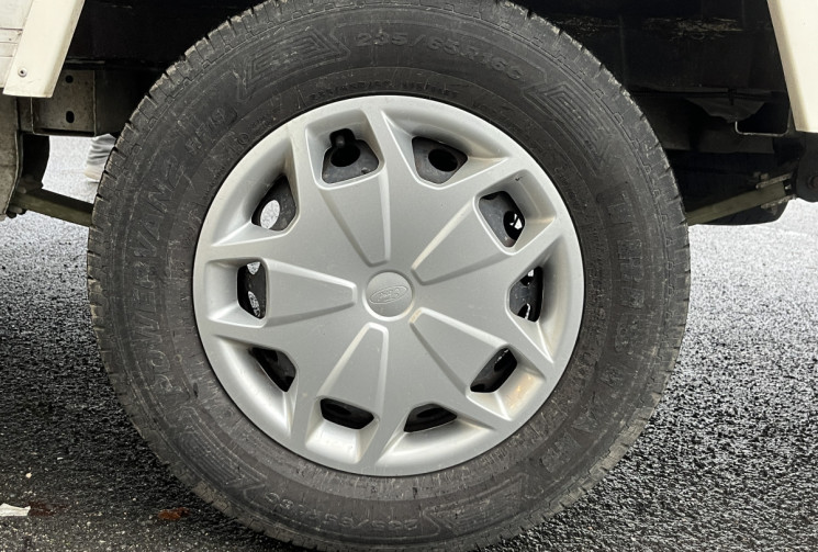 Ford Transit 20m3 PLANCHER BAS 