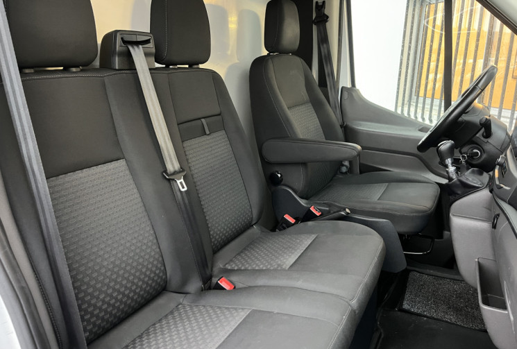 Ford Transit 20m3 plancher cabine