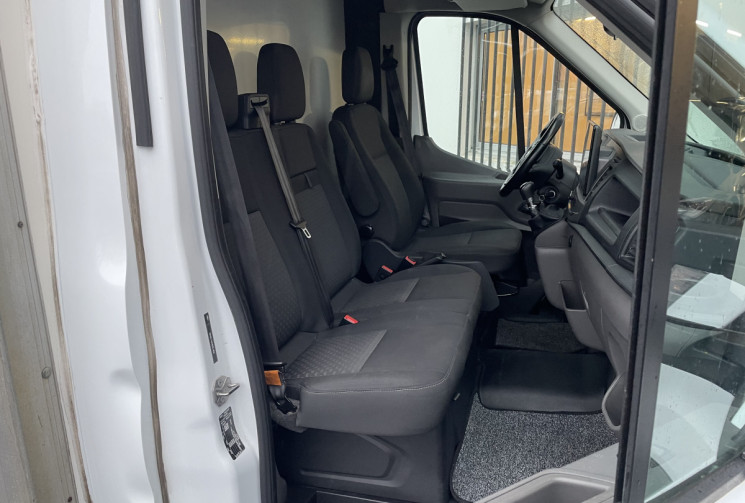 Ford Transit 20m3 plancher cabine