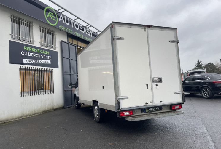 Ford Transit 20m3 plancher cabine