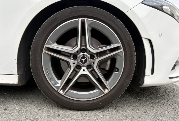 Mercedes Classe A 200 AMG Line 163 cv 7G-DCT * Origine FRANCE * Caméra * Attelage Electrique